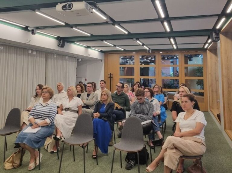 ROUND TABLE 1 “Validates the Concept and Functionalities of the LIFE MK eHUB Digital Platform”